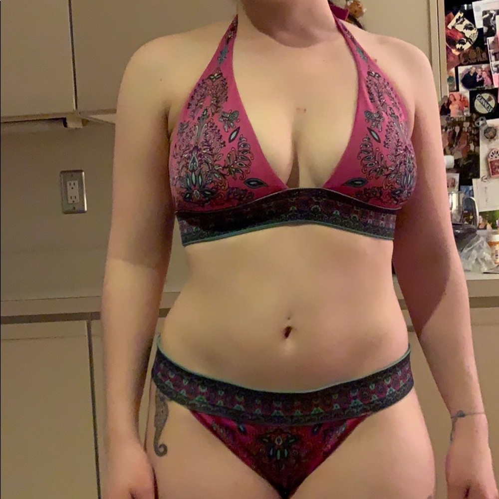 Victoria’s Secret bikini set